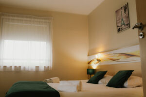 placeholder-image